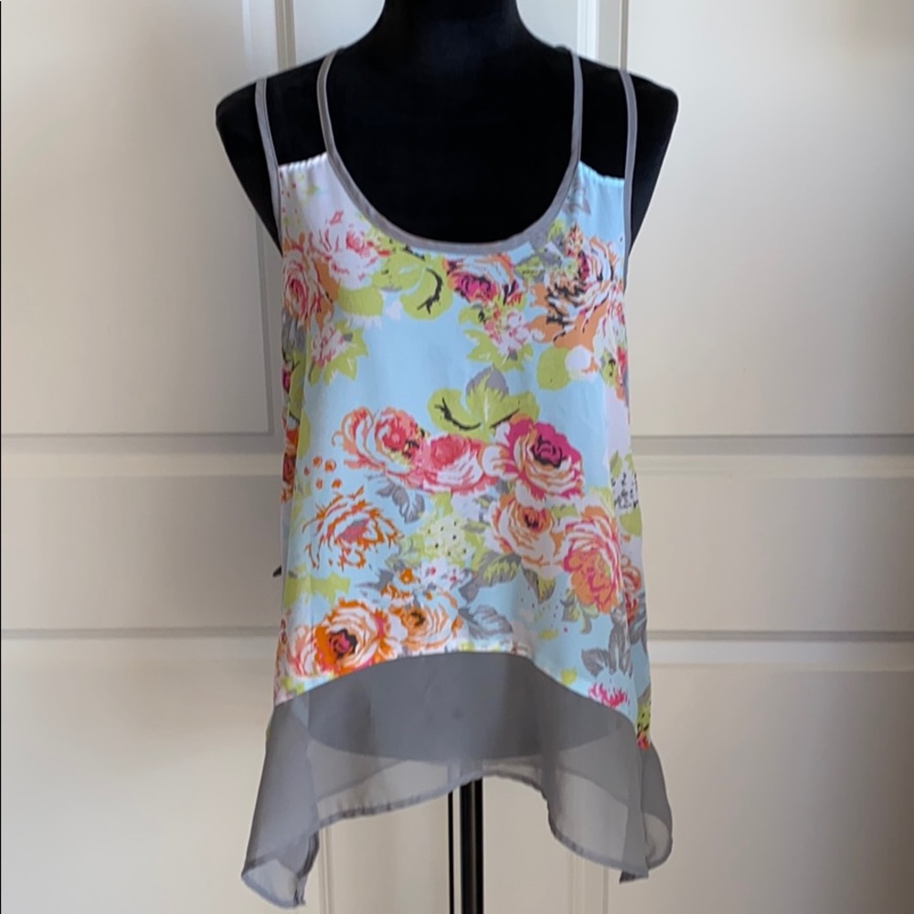 Sleeveless top